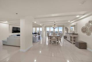 Amazing 5th floor beachfront condo wonderful views - South Padre Island - 5