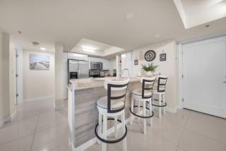 Amazing 5th floor beachfront condo wonderful views - South Padre Island - 2