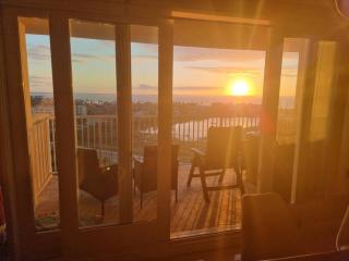 Jackpot Beachfront Condo With Amazing Sunset Views - 9