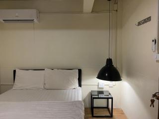 Boundary Hostel and Cafe - Surat Thani - 5