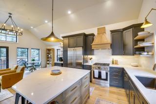 Inviting and Renovated Home in Crested Butte! - Crested Butte - 2