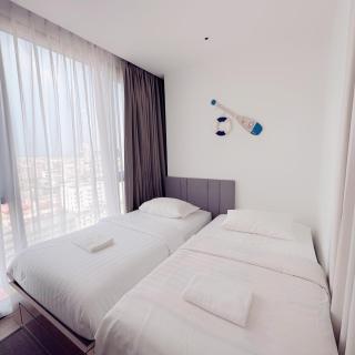The EDGE Sea View Holiday inn new - Pattaya - 7