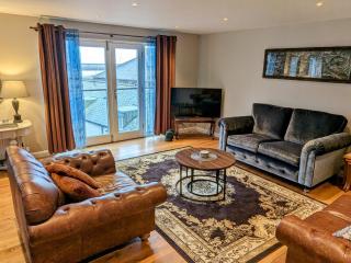 18 Mill Wharf Apartment - 9