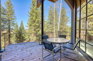 Remarkable Roundhouse Retreat - 7