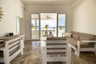 White Sands Beach House - Maya Beach - 4