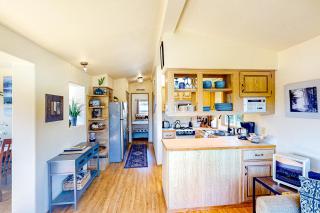 The Ocean Pearl - Carpenterville - 6