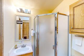 The Ocean Pearl - Carpenterville - 1