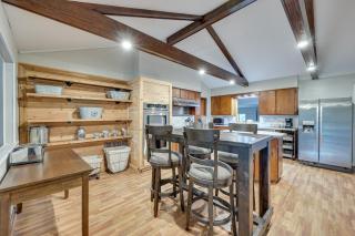 Spacious Hot Springs Lakehouse on Lake Hamilton! - Hot Springs - 4