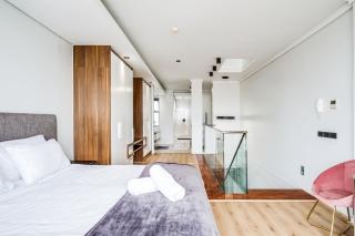 Belina - Crystal Towers Presidential Penthouse - 3