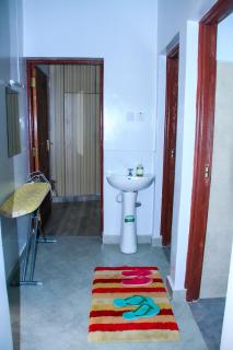 Elenox 2br Nakuru Apartment - Nakuru - 3