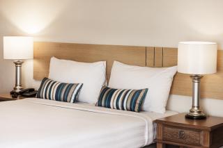 Samran Place Hotel - 9