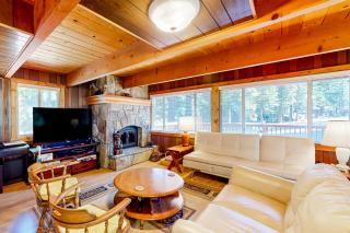 Tranquil Treehouse Haven - Tahoe City - 9