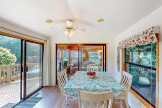 Drift Away Cabin - Carpenterville - 8