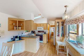 Drift Away Cabin - Carpenterville - 5