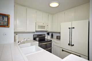 Oceanside Beach Condos - Oceanside - 2