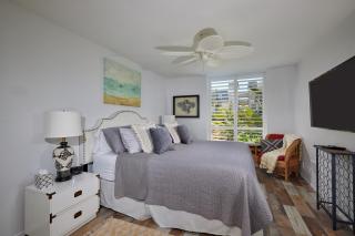 Oceanside Beach Condos - Oceanside - 1