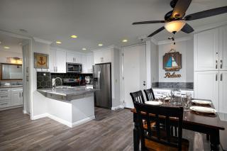 Oceanside Beach Condos - Oceanside - 5