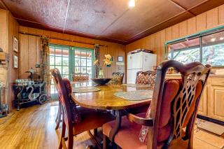 Anthurium Cottage - Volcano - 2