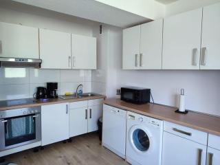 Moderne Ferienwohnung Messe Monteurwohnung Business Appartement Ratingen 4-5 P, Flughafen Düsseldorf - Ratingen - 4