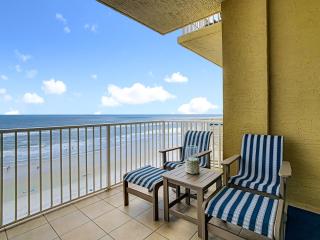 Luxury Beachfront Malibu Condo on 7th Floor ~ Close to Shopping Dining ~ Malibu 703 - New Smyrna Beach - 4