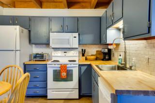 Mtn-View Condo with Community Perks in Silverthorne - 5