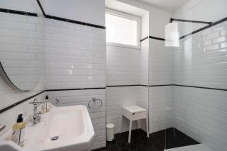 Les Suites R Bonaparte - Appartements de standing au cœur de la vieille ville piétonne - 3