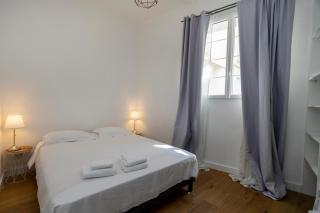 Les Suites R Bonaparte - Appartements de standing au cœur de la vieille ville piétonne - 2