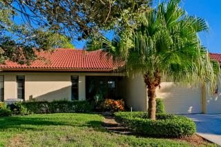 Peaceful Pinecone - Sarasota - 0