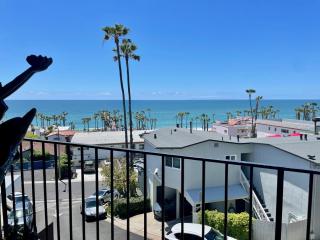 SurfView VR - Best Ocean and Pier View, 5 mins to Beach, Cozy Patio, Pet Friendly - San Clemente - 2
