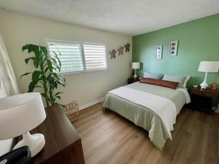 SurfView VR - Best Ocean and Pier View, 5 mins to Beach, Cozy Patio, Pet Friendly - San Clemente - 6