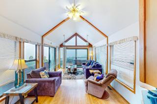 Cabin in the Clouds - 0