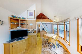 Cabin in the Clouds - 5