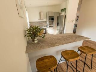 Sojourn at the Cove - opposite Heros Beach - 2