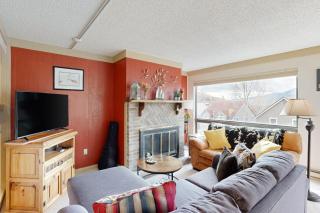 Shimmering Summit Hideaway - 0