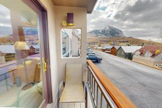 Shimmering Summit Hideaway - 7