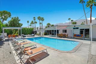 The Happy House - Meredith Lodging - Palm Springs - 7