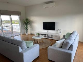 Luxurious, spacious beach house - Cowes - 6