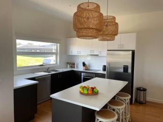 Luxurious, spacious beach house - Cowes - 8