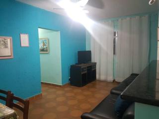 APTO EM SÃO VICENTE, PRAIA ITARARÉ, À UMA QUADRA DA PRAIA, 2 quartos, ÓTIMA LOCALIZAÇÃO - São Vicente - 1