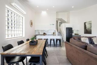 Byron Bay Beachfront Holiday Apartments Penthouse 10 - Byron Bay - 6