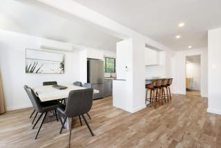 Byron Bay Beachfront Holiday Apartments Courtyard 6 - 7