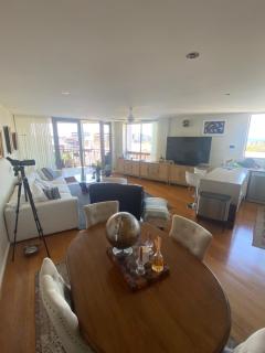 It's Paradise Here, Private Room with Breakfast and 2 cats - Wollongong - 0