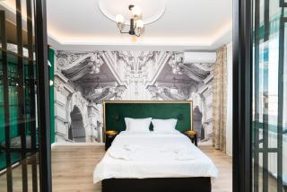 Heart of the City Center Lux Apartment2 with View - Sofia - 4