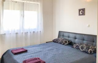 1 Bedroom Amazing Apartment In Sukosan - 6