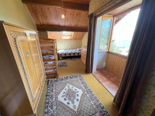 Chalet typique 3 chambres, près des pistes et ensoleillé, avec Wifi et parking - FR-1-416-222 - 1