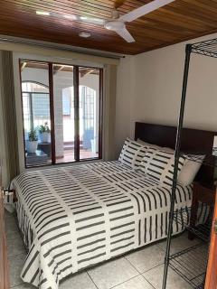 Casa completa cerca del aeropuerto - Alajuela - 4