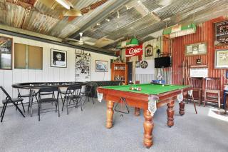 Kulang Lodge in charming Broke with Large Swim Spa and games room suits up to 8 guests - Broke - 1