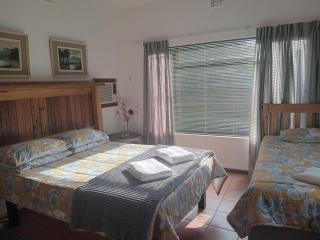 Royal Karoo Cottage - Beaufort West - 4