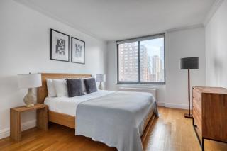 Midtown 1BR w Water views Indoor pool NYC-36 - 1