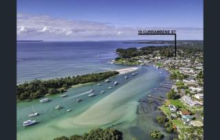 Husky 19 Beautifully Appointed Apartments - GREAT LOCATION - in the heart of Husky - Huskisson - 9